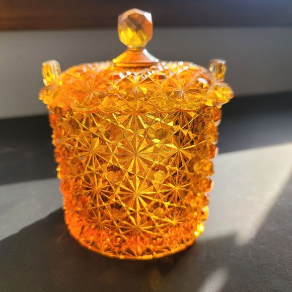 Daisy and Button Amber Glass Candy Jar Basket Faceted Notched Lid Vintage - Picture 1 of 14